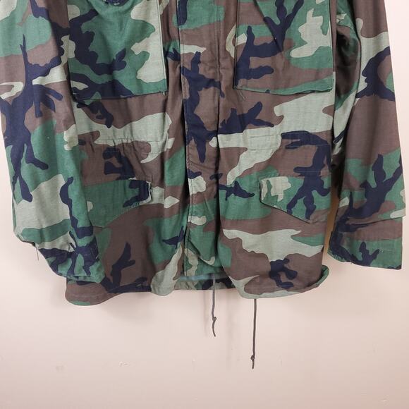 Army Cold Weather Combat Jacket in Woodland Camo Size S - Picture 3 of 11